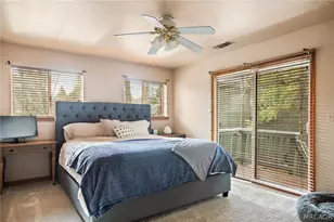 27516 W Shore Rd, Lake Arrowhead, CA 92352 - Photo 19