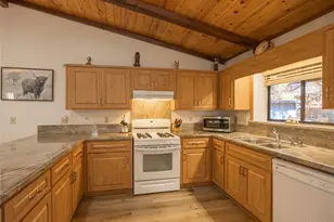 620 Elysian Blvd, Big Bear City, CA 92314 - Photo 15