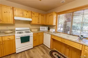 617 Villa Grove Ave, Big Bear City, CA 92314 - Photo 11