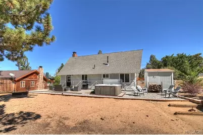 642 Villa Grove Avenue, Big Bear City, CA 92314 - Photo 27