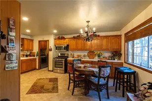 436 E Fairway Blvd, Big Bear City, CA 92314 - Photo 5