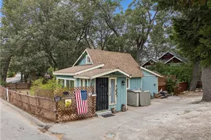 1557 Edgecliff Dr, Lake Arrowhead, CA 92352 - Photo 5