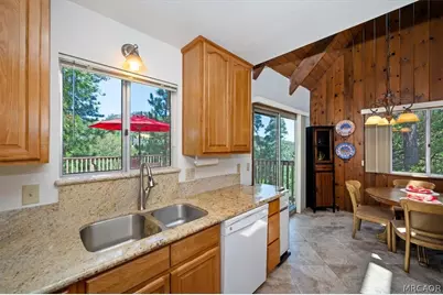 750 Grass Valley Road, Lake Arrowhead, CA 92352 - Photo 13