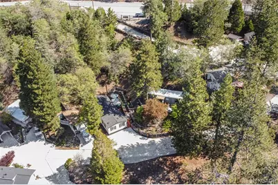 32455 Highway 18, Running Springs, CA 92382 - Photo 27