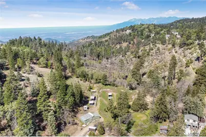 32455 Highway 18, Running Springs, CA 92382 - Photo 29