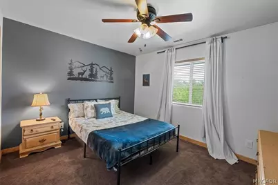 187 Dixie Lee Lane, Sugarloaf, CA 92386 - Photo 21