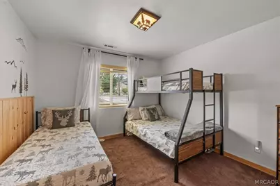187 Dixie Lee Lane, Sugarloaf, CA 92386 - Photo 25