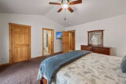 187 Dixie Lee Lane, Sugarloaf, CA 92386 - Photo 17