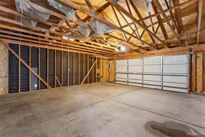19065 Sheffield Street, Lake Arrowhead, CA 92345 - Photo 11