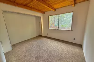 551 Highland Ln, Sugarloaf, CA 92386 - Photo 7