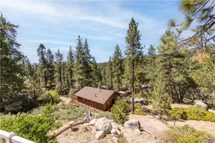 39147 Cedar Dell Rd, Fawnskin, CA 92333 - Photo 19