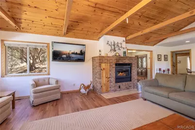 39147 Cedar Dell Road, Fawnskin, CA 92333 - Photo 25