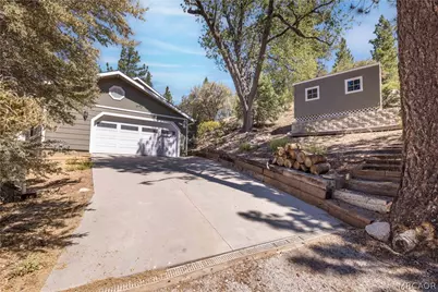 39147 Cedar Dell Road, Fawnskin, CA 92333 - Photo 11