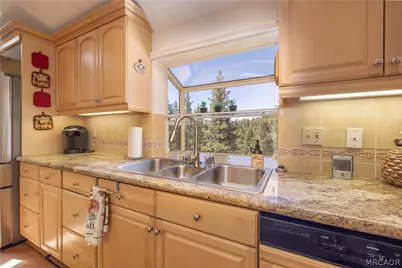 39147 Cedar Dell Road, Fawnskin, CA 92333 - Photo 29