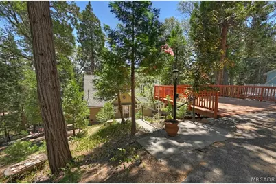 363 Castle Gate Road, Lake Arrowhead, CA 92352 - Photo 3