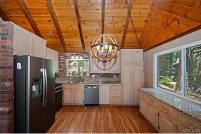 363 Castle Gate Road, Lake Arrowhead, CA 92352 - Photo 11