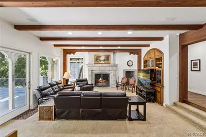 391 Cedar Ridge Drive, Lake Arrowhead, CA 92352 - Photo 15
