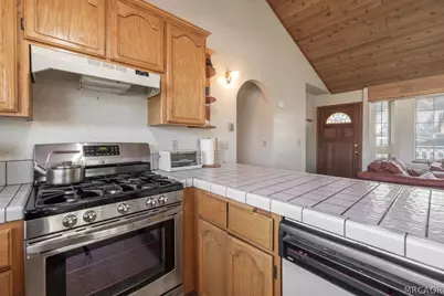 46007 Wooded Road, Big Bear City, CA 92314 - Photo 9