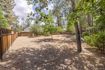 155 Lodgepole Place, Big Bear Lake, CA 92315 - Photo 13