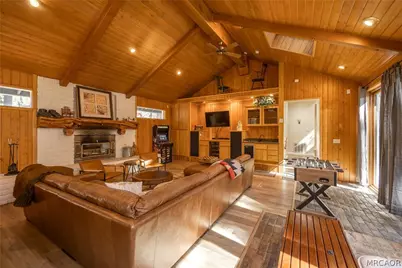 814 Crestwood Drive, Big Bear Lake, CA 92315 - Photo 17