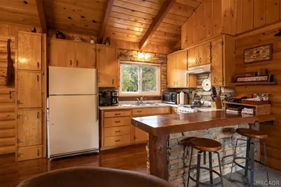 43511 Villa Grove Avenue, Big Bear Lake, CA 92315 - Photo 11