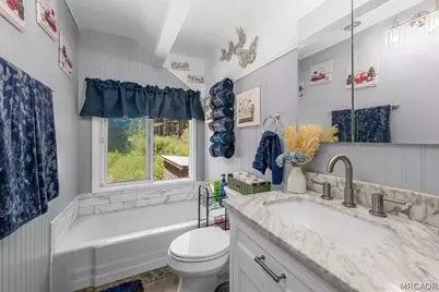 33910 Meadow Lane, Green Valley Lake, CA 92341 - Photo 35