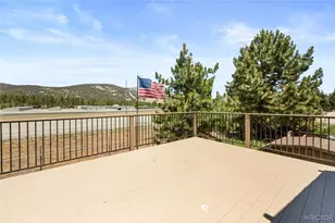 205 W Fairway Blvd, Big Bear City, CA 92314 - Photo 9