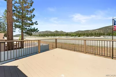 205 W Fairway Boulevard, Big Bear City, CA 92314 - Photo 11
