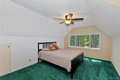 26661 Lake Forest Drive, Twin Peaks, CA 92391 - Photo 11