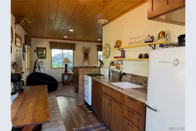39155 Cedar Dell Road, Fawnskin, CA 92333 - Photo 31