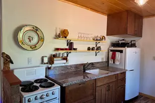 39155 Cedar Dell Rd, Fawnskin, CA 92333 - Photo 29