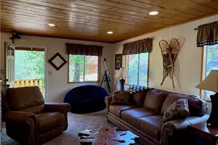 39155 Cedar Dell Rd, Fawnskin, CA 92333 - Photo 25