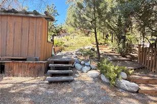 32778 Deer Lick Dr, Arrowbear, CA 92382 - Photo 31