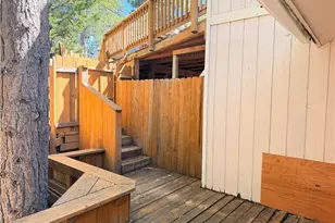 32778 Deer Lick Dr, Arrowbear, CA 92382 - Photo 21