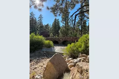 39160 Seminole Drive, Fawnskin, CA 92333 - Photo 5