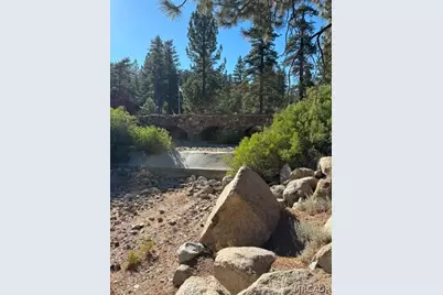39160 Seminole Drive, Fawnskin, CA 92333 - Photo 3