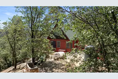 391 Pine Hill Drive, Fawnskin, CA 92333 - Photo 25