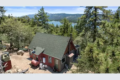 391 Pine Hill Drive, Fawnskin, CA 92333 - Photo 19