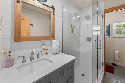 391 Pine Hill Drive, Fawnskin, CA 92333 - Photo 17