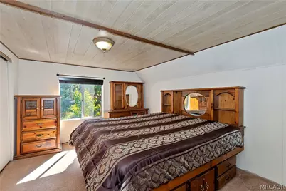 863 Oak Road, Lake Arrowhead, CA 92386 - Photo 17