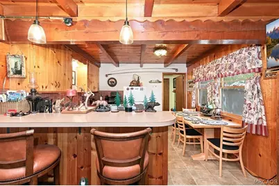 328 E Mojave Boulevard, Big Bear City, CA 92314 - Photo 11