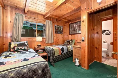 328 E Mojave Boulevard, Big Bear City, CA 92314 - Photo 17