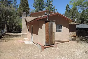 745 Sunset Ln, Sugarloaf, CA 92386 - Photo 3