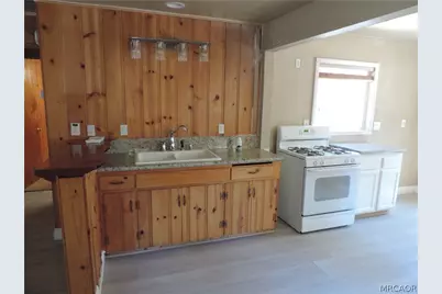 745 Sunset Lane, Sugarloaf, CA 92386 - Photo 7