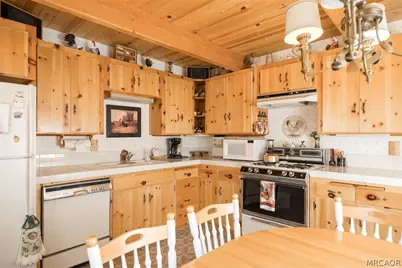 42737 La Cerena Avenue, Big Bear Lake, CA 92315 - Photo 15
