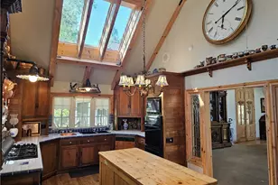 41072 Maryland Rd, Big Bear Lake, CA 92315 - Photo 19