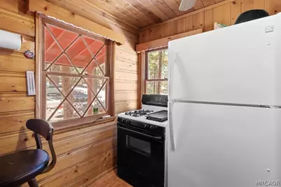 41446 Oak Street, Big Bear Lake, CA 92315 - Photo 27