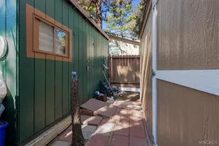 396 Holmes Ln, Sugarloaf, CA 92386 - Photo 7