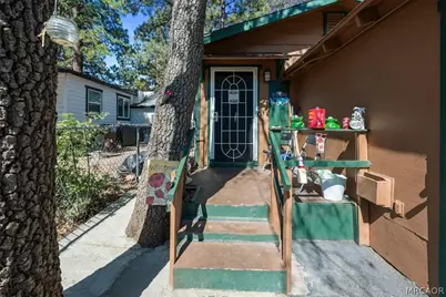 396 Holmes Lane, Sugarloaf, CA 92386 - Photo 25