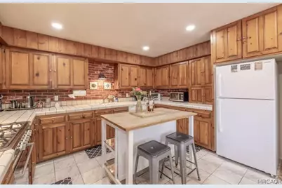 205 Dutch Way, Big Bear City, CA 92314 - Photo 9